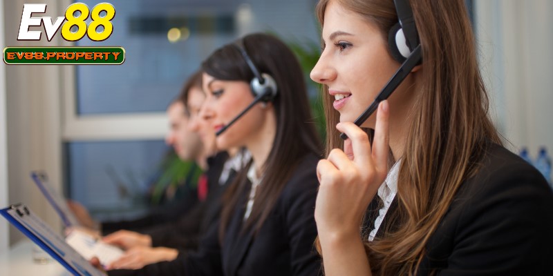 Hotline là kênh tư vấn được đánh giá cao hiện nay